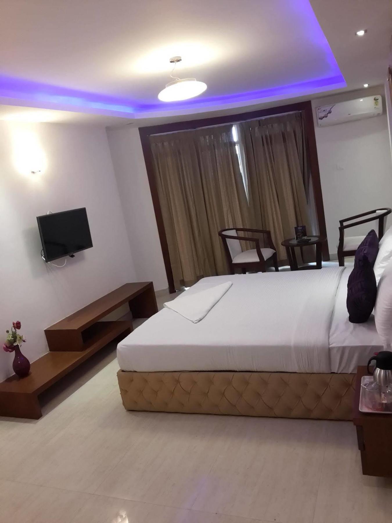 Icon Suites By Bhagini Bangalore Dış mekan fotoğraf