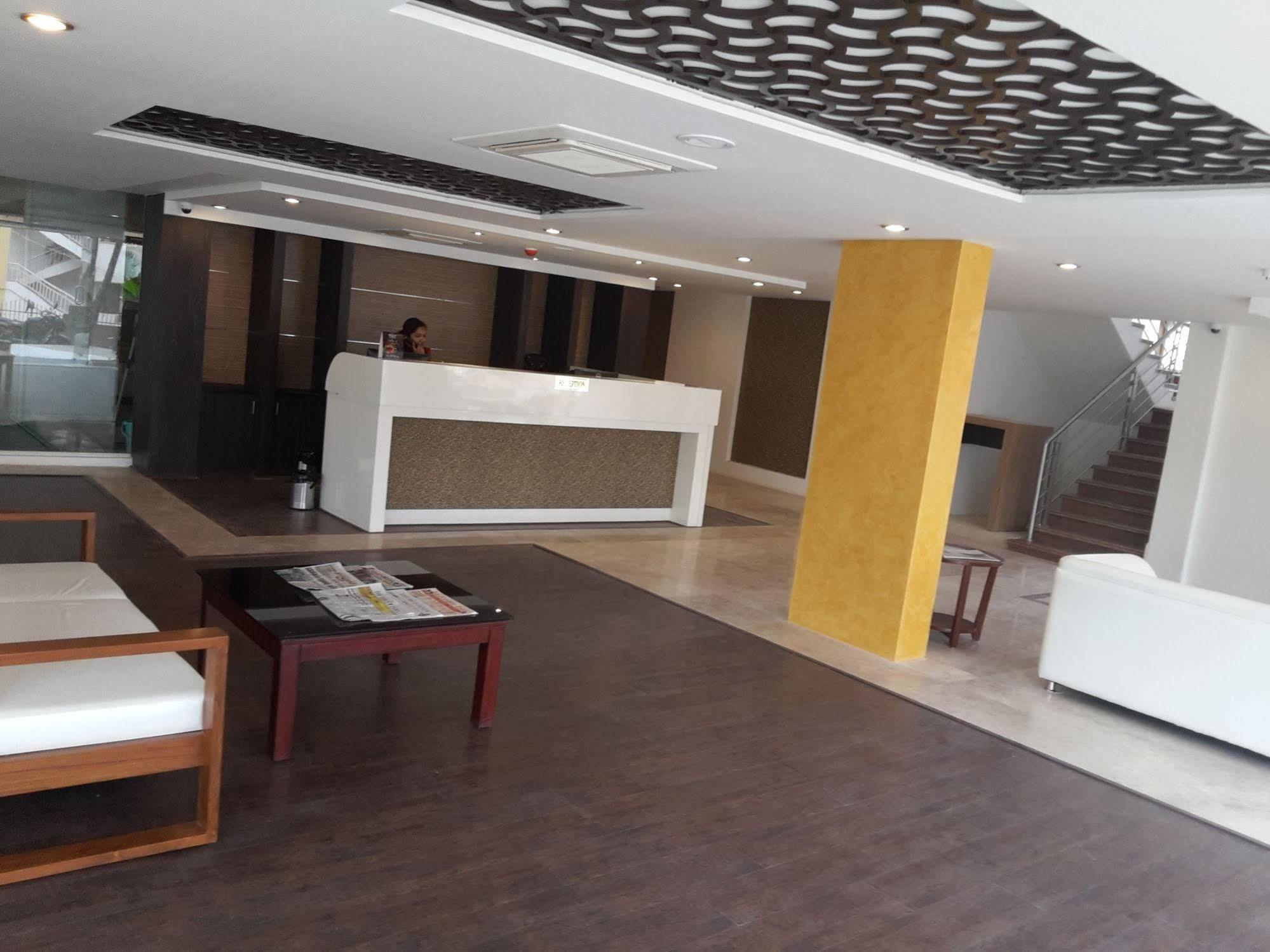 Icon Suites By Bhagini Bangalore Dış mekan fotoğraf